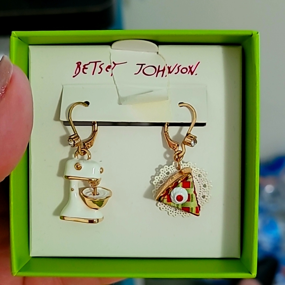 COPY - Unused betsey johnson earrings